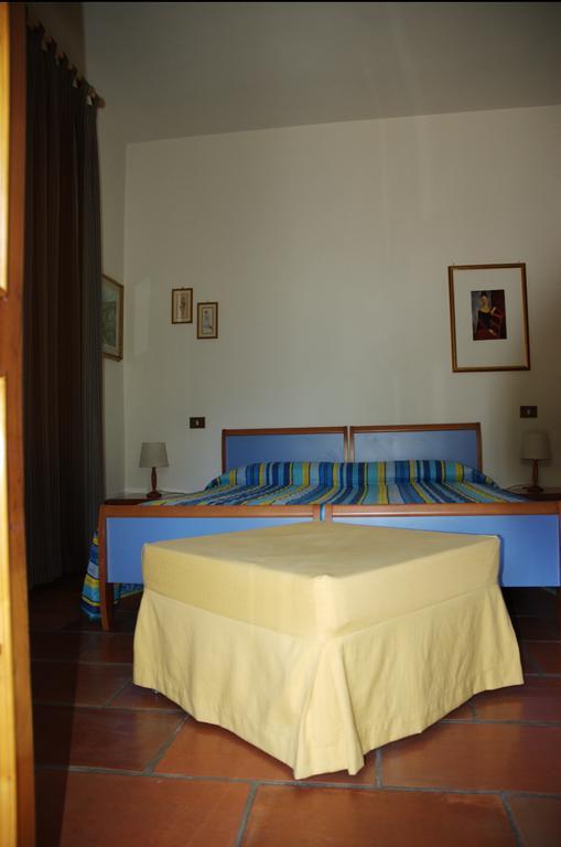Affittacamere Villa Delia Lucca Habitación foto